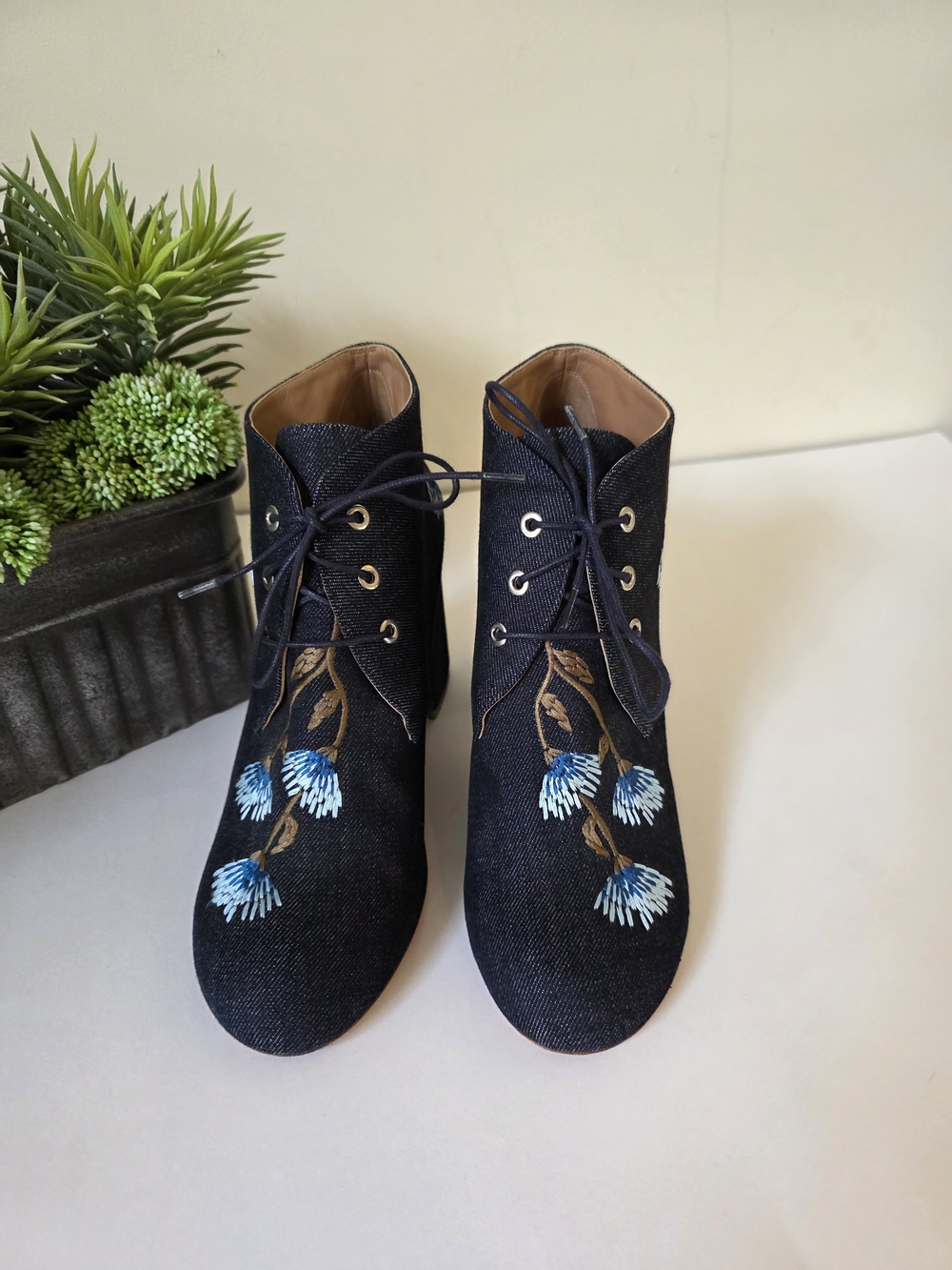 Laurence Dacade Belen Floral Embroidered Denim Booties Italy EU 42 US 10-10.5 - Picture 2 of 15